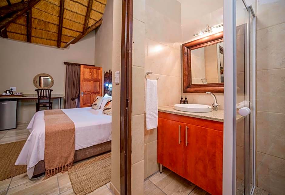 La Kruger Lifestyle Lodge - Unfenced - Unforgettable