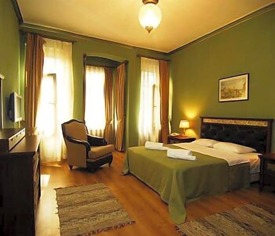 Istanbul Irish Hotel