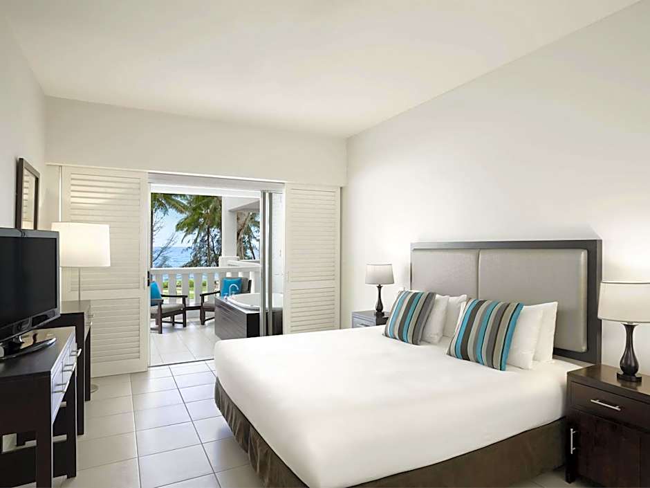 Peppers Beach Club & Spa