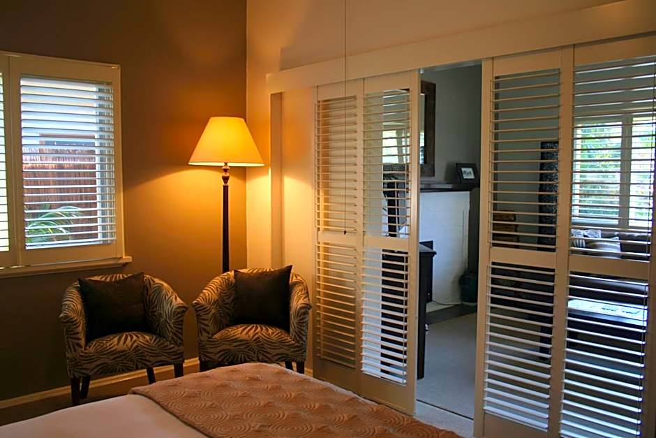 Plantation House At Whitecliffs