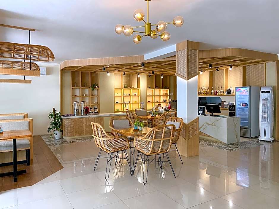 Masri Living by Daphna Management