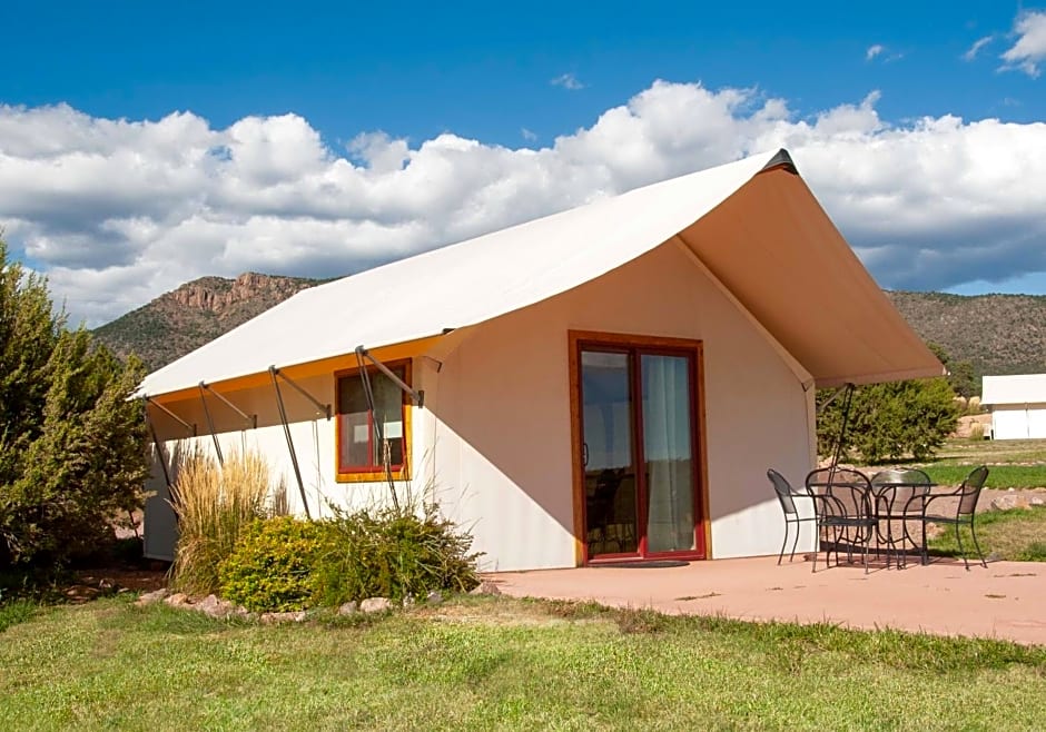 Royal Gorge Cabins