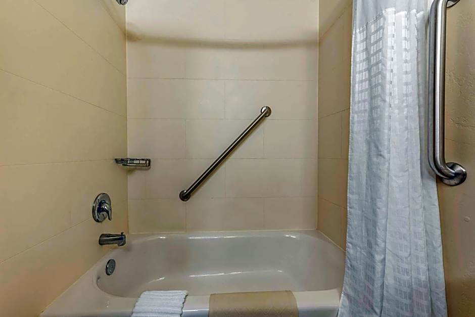 Quality Inn Dover