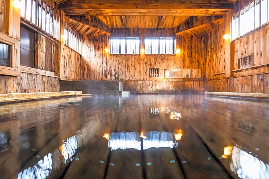 Tsuta Onsen Ryokan
