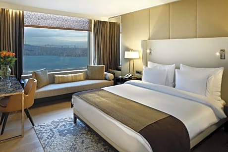 Club Room Bosphorus View With Lounge Access