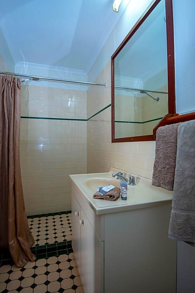 Longreach Most Central Motel