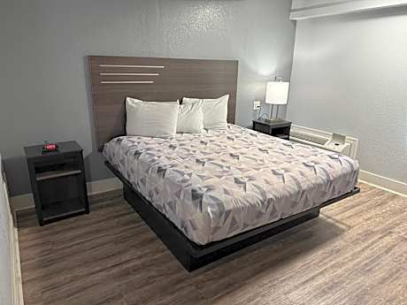 King Room - Non Smoking