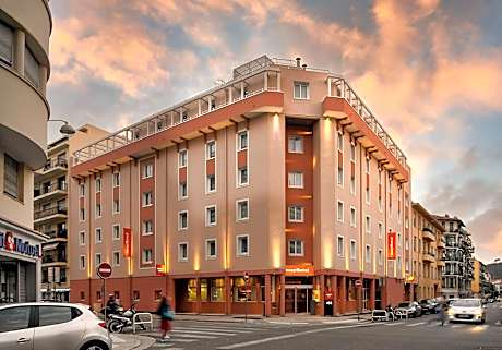 easyHotel Nice Palais des Congrès  Old Town