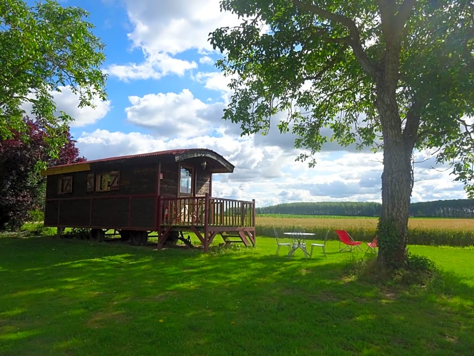 La Ferme de l'isle et sa Roulotte