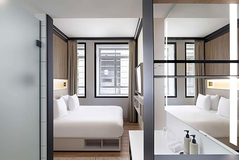 Motto by Hilton Rotterdam Blaak