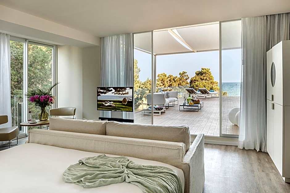 ME Ibiza - Leading Hotels of the World