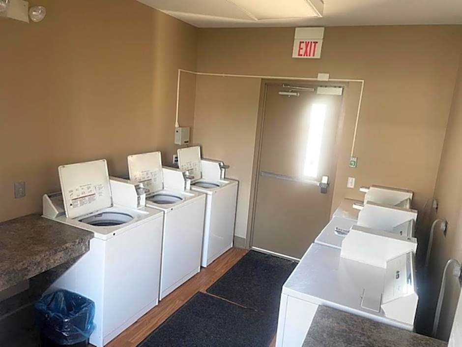 Bell's Extended Stay and Suites