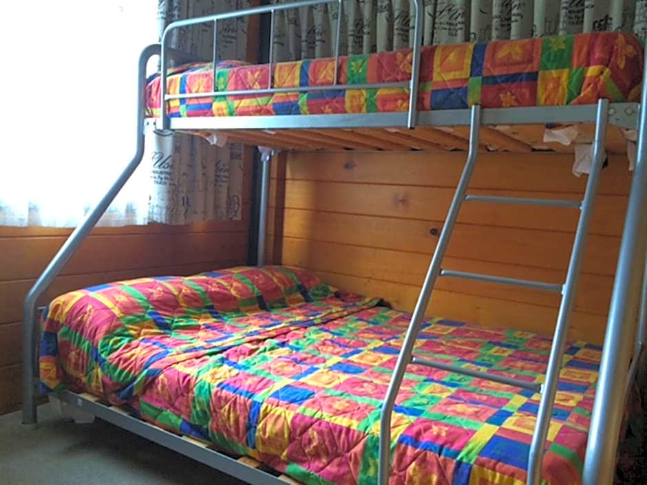 Smugglers Cove Holiday Village