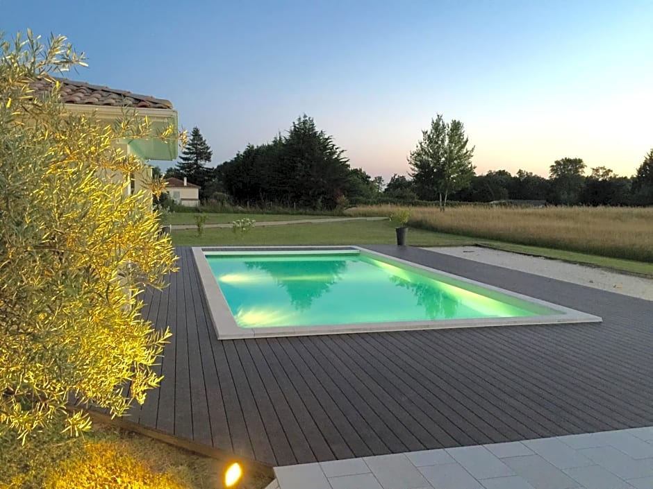 Chambre D'Hotes Ama – Pompignac, FL