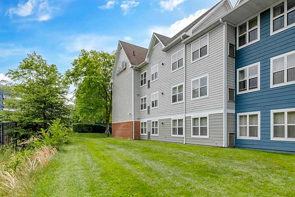Sonesta ES Suites Fairfax Fair Lakes