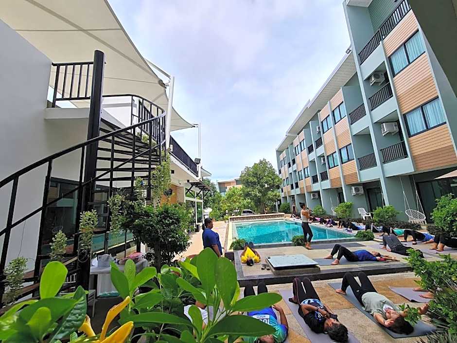 Phuket Airport Place