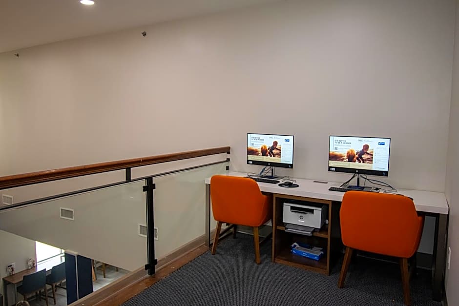 HOLIDAY INN EXPRESS AND SUITES SULPHUR SPRINGS By IHG