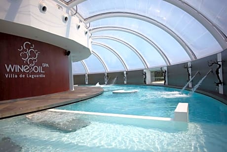 Double Silken Club with Thermal Circuit Access