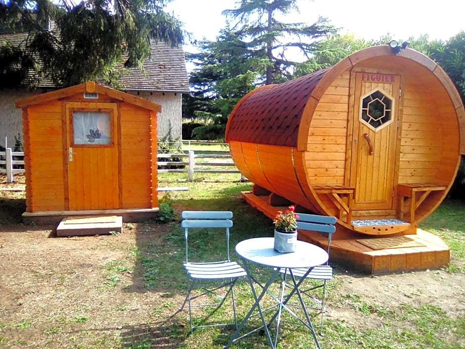 LES TONNEAUX DE L'EURE LOGEMENT INSOLITE