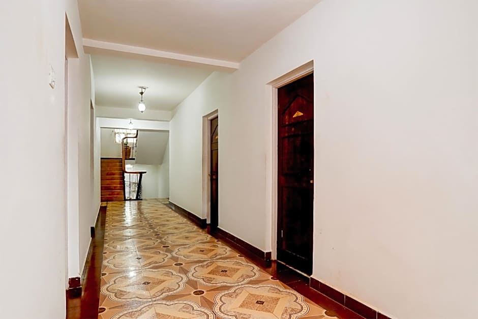Majestic Inn – Calangute, KY