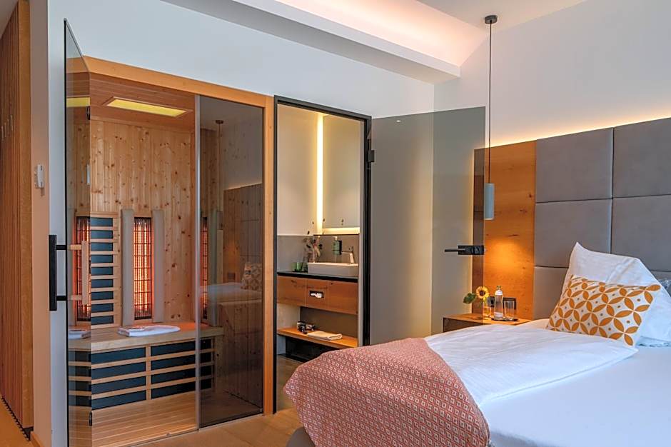 Patrix Hotel, Restaurant, Bar