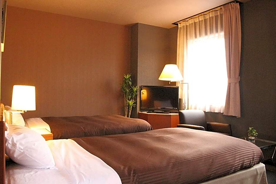Hotel Livemax Hiratsuka Ekimae