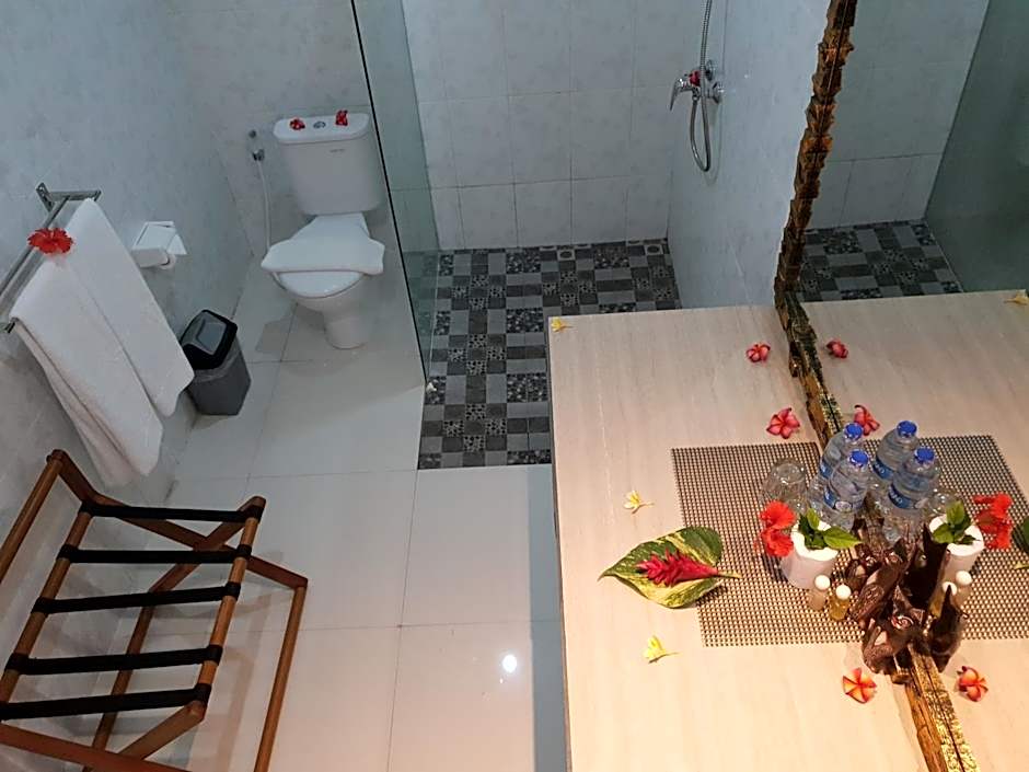 Palm Bamboo Hotel