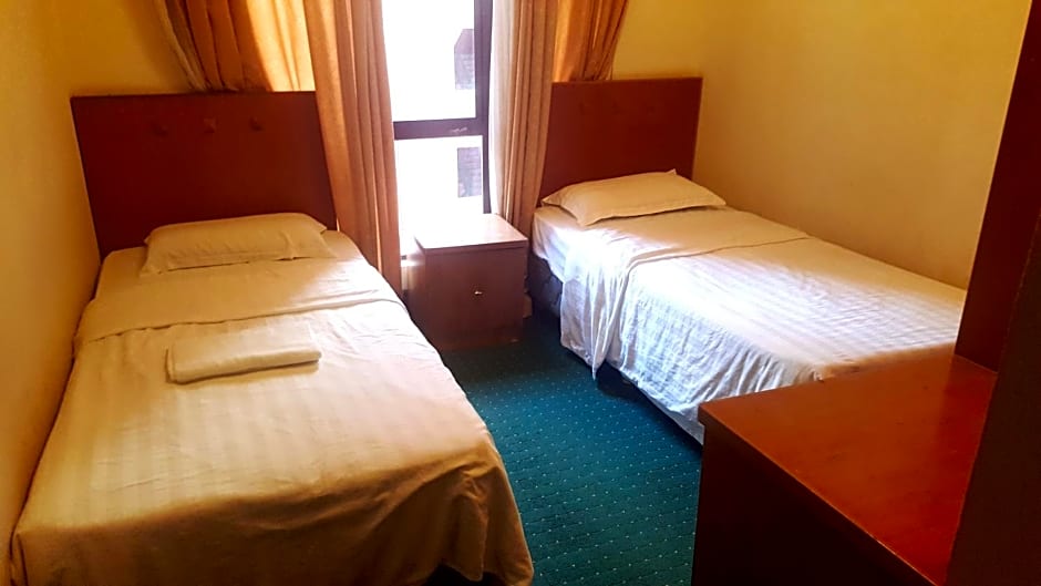 Homestay Marina Court Resort