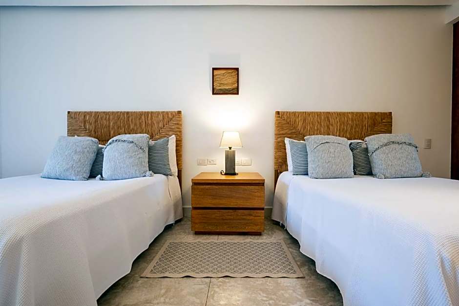 El Careyes Club & Residences