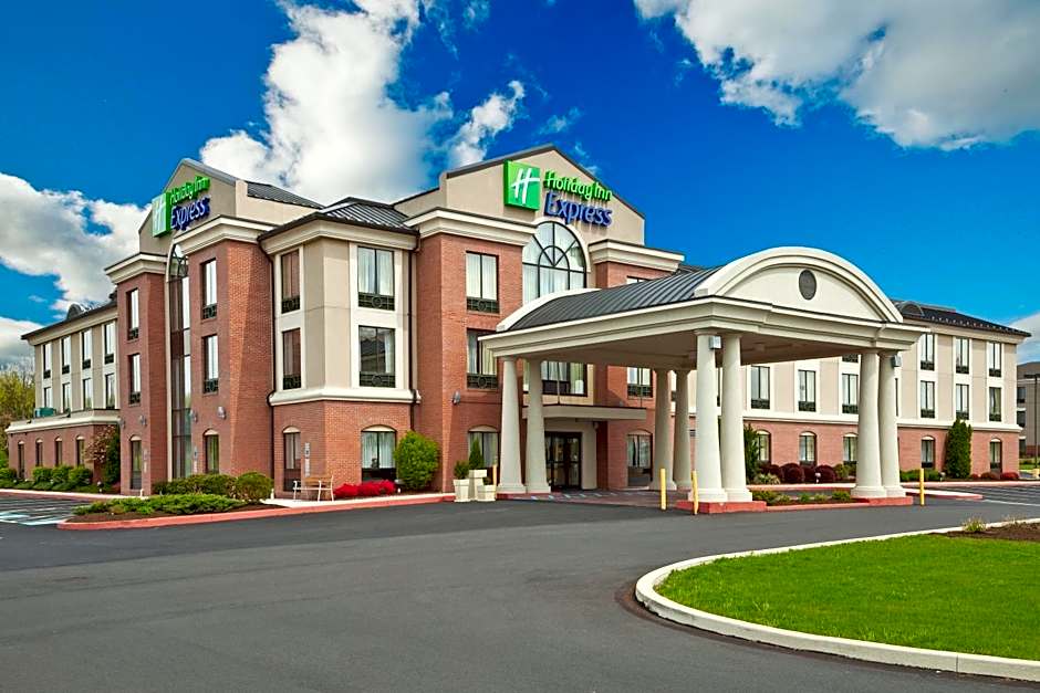 Holiday Inn Express and Suites Quakertown - Allentown Area By IHG