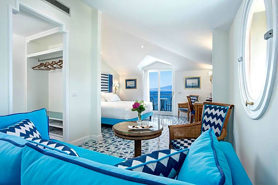 Photo 1 of 9 of Deluxe Junior Suite