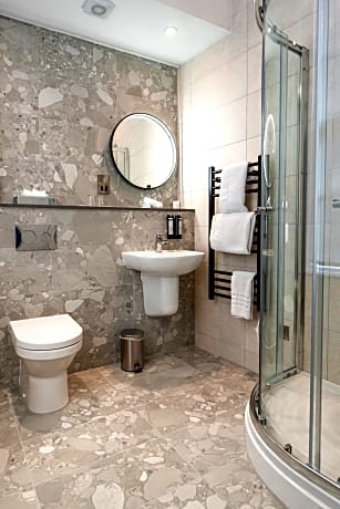 One Bedroom One Bathroom