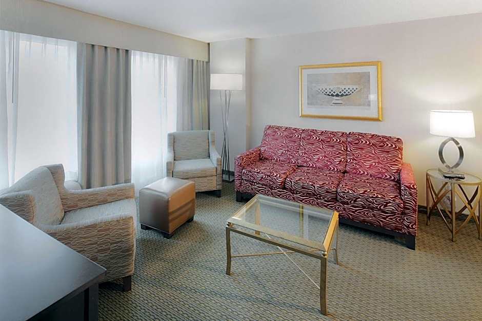 Hampton Inn By Hilton & Suites Arlington Crystal City DCA