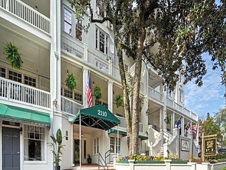 The Partridge Inn Augusta, Curio Collection by Hilton