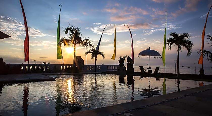 Kelapa Lovina Beach Villa