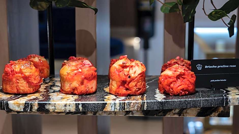 GOLDEN TULIP LYON OUEST TECHLID Hotel & Spa