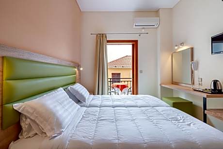 Double or Twin Room with City View