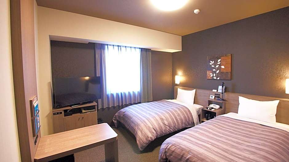 Hotel Route Inn Chiba Newtown Chuo Ekimae - Narita Airport Access Line