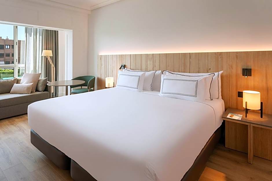 Melia Madrid Barajas