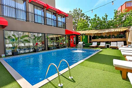 Wolf Of The City Hotel & SPA
