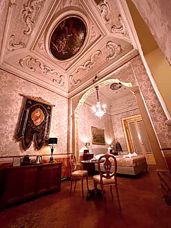 Junior Suite with Balcony