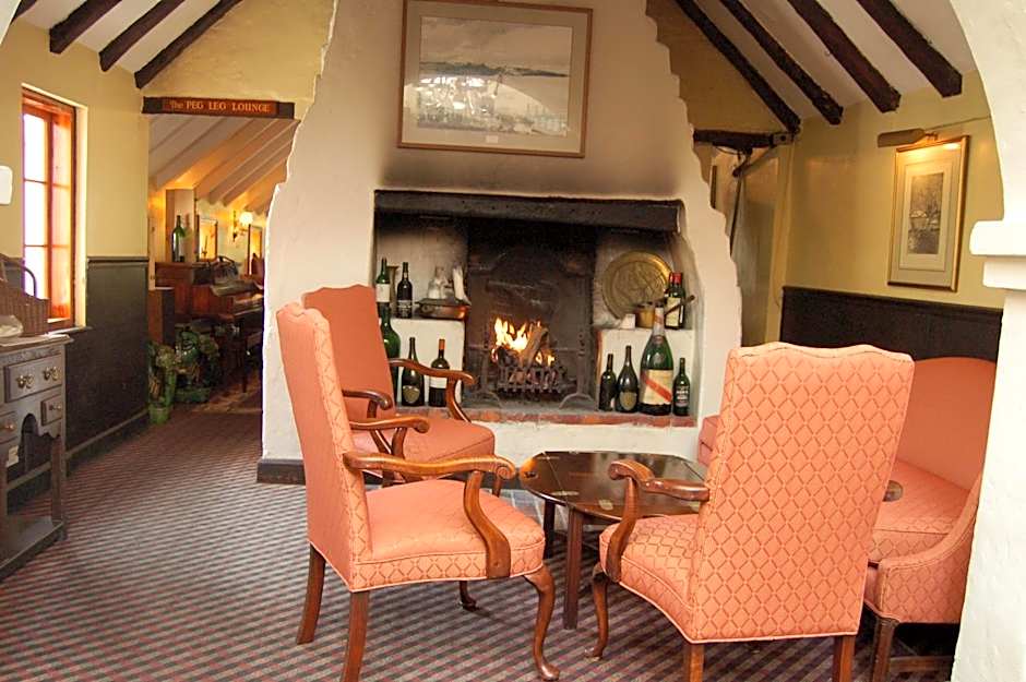 Fourways Inn