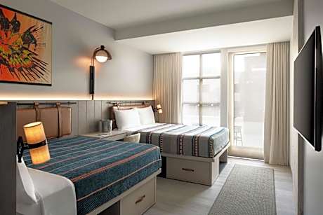 Queen Room with Balcony