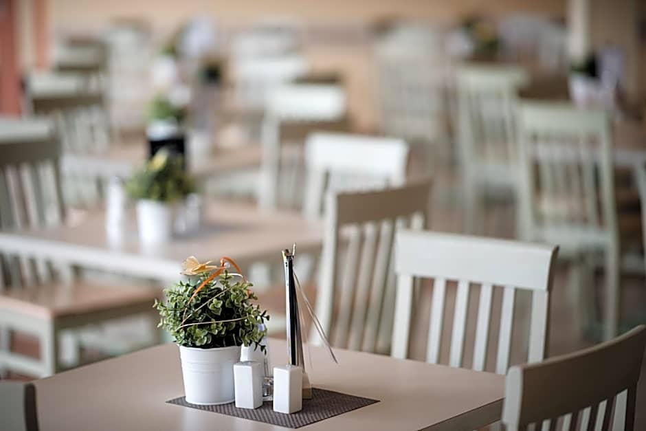 JUFA Hotel Stubenbergsee