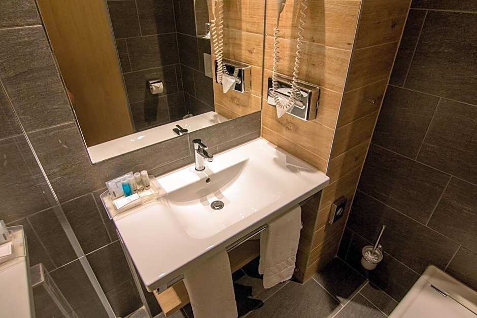 Holiday Inn Budapest-Budaörs By IHG