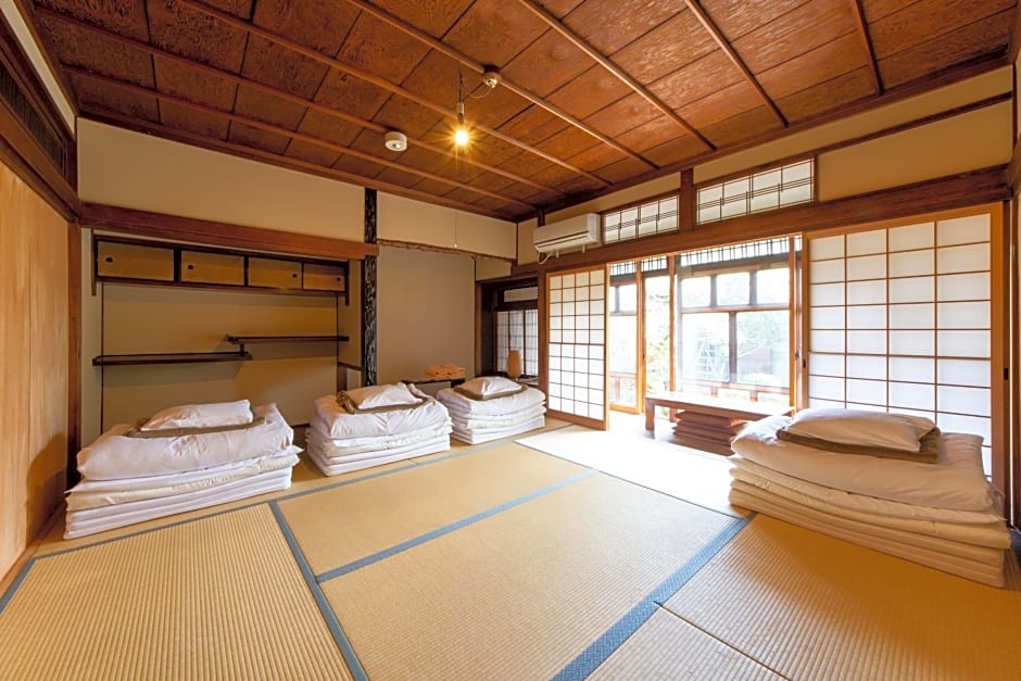 Yuzan Guesthouse