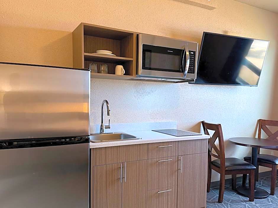 High Point Inn & Suites Peace River