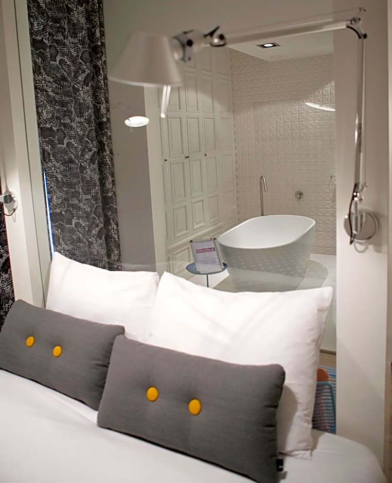 Hotel Manna