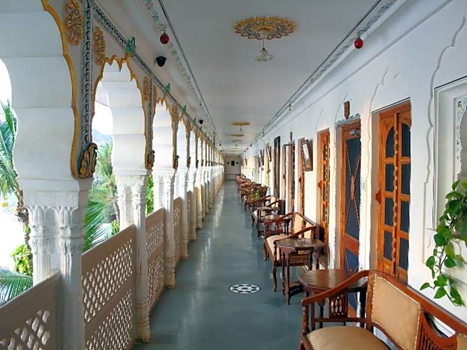 Hotel Pushkar Palace
