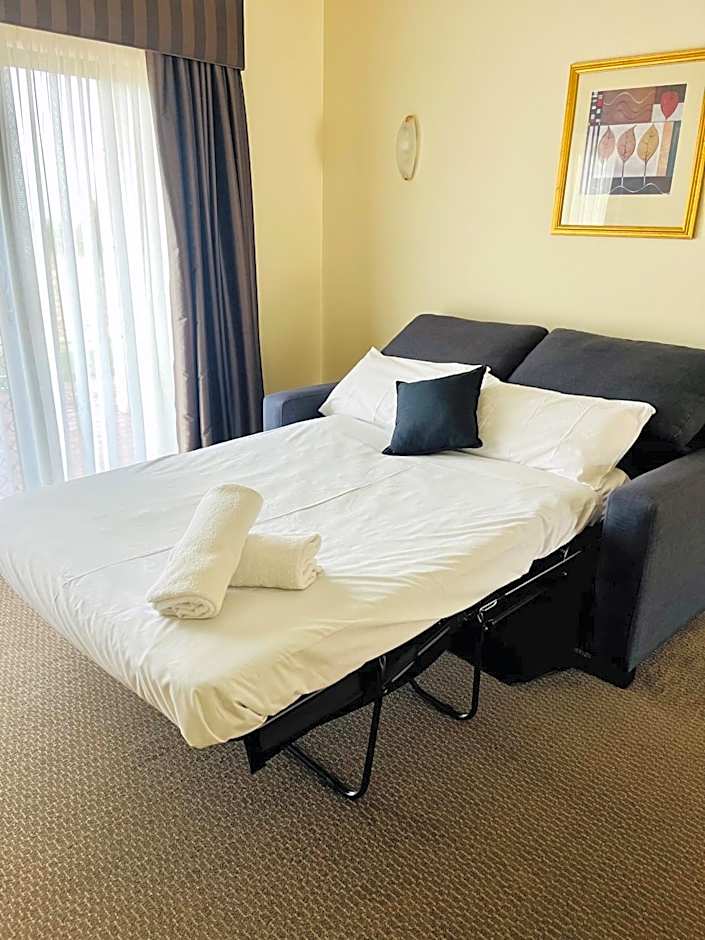 Turners Vineyard Motel